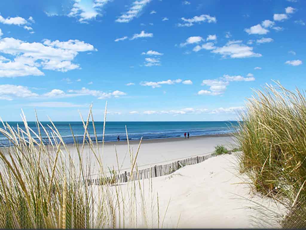 Plage du Grand Travers à la Grande Motte, proche de la villa de luxe en location
